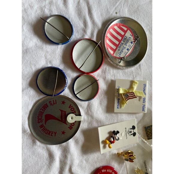 Vintage Pin & Button Collection Set Featuring Political Travel & Nostalgia Theme - Picture 4 of 11